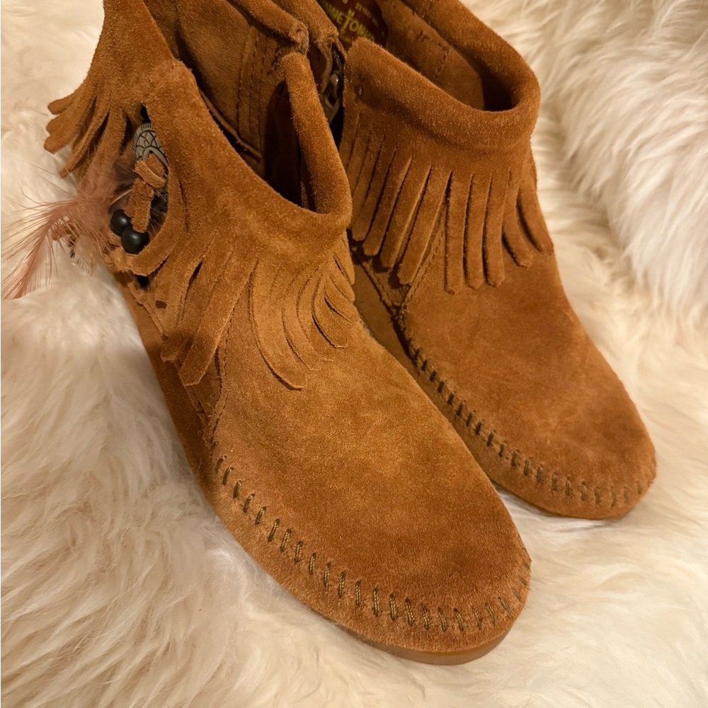 Minnetonka Brown Suede Fringe Moccasins - Picture 3 of 9